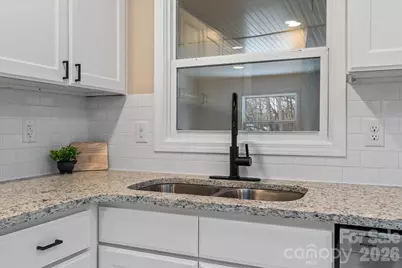 1090 Shalimar Drive, Winston Salem, NC 27107 - Photo 6