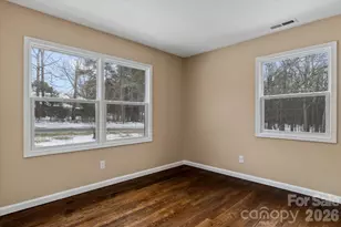 1090 Shalimar Dr, Winston Salem, NC 27107 - Photo 18