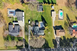 1150 Ratchford Dr, Dallas, NC 28034 - Photo 2