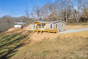 77 Geiranger Dr, Clyde, NC 28721 - Photo 4