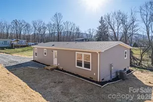 77 Geiranger Dr, Clyde, NC 28721 - Photo 28