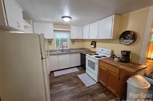 61 Huffman Rd, Asheville, NC 28806 - Photo 6