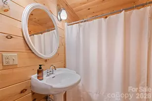 270 Admiration Ct, Waynesville, NC 28785 - Photo 18