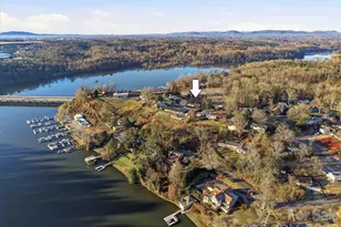 6719 Lakeview Terrace, Hickory, NC 28601 - Photo 2