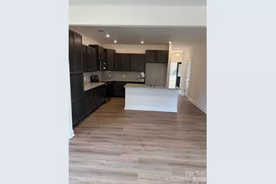 2221 Gladwyne Place, Charlotte, NC 28269 - Photo 4