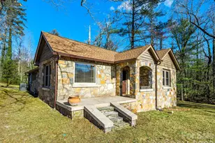 104 Campground Rd, Hendersonville, NC 28791 - Photo 2