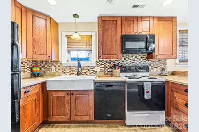 104 Campground Road, Hendersonville, NC 28791 - Photo 8