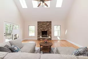 68 Sigmon Rd, Fletcher, NC 28732 - Photo 4