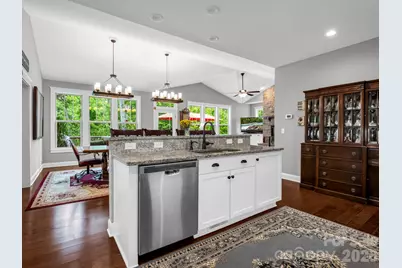 26 Balsam High Road, Biltmore Lake, NC 28715 - Photo 8
