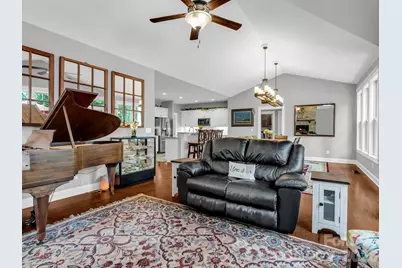 26 Balsam High Road, Biltmore Lake, NC 28715 - Photo 10