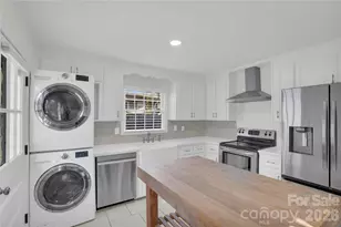 1434 Edgewater Dr, Charlotte, NC 28210 - Photo 10