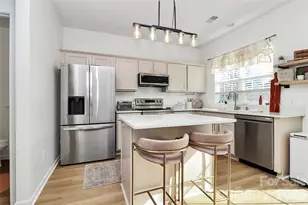 2319 Arbor Vista Dr, Charlotte, NC 28262 - Photo 10