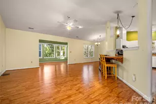 869 Sandburg Ter, Hendersonville, NC 28791 - Photo 4