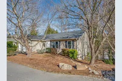 869 Sandburg Terrace, Hendersonville, NC 28791 - Photo 2