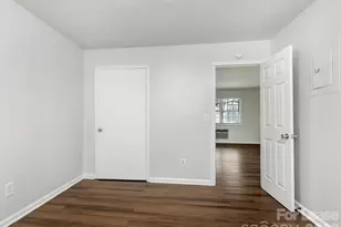 2611 Holton Ave, Charlotte, NC 28208 - Photo 12