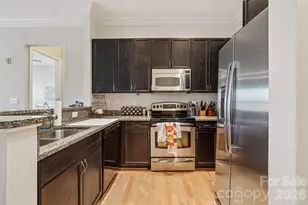 2952 Selwyn Ave, Charlotte, NC 28209 - Photo 10