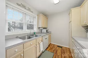 423 19th Ave Ct NE, Hickory, NC 28601 - Photo 20