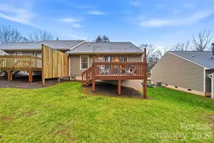 423 19th Ave Ct NE, Hickory, NC 28601 - Photo 38