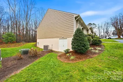 423 19th Avenue Court NE #9, Hickory, NC 28601 - Photo 36