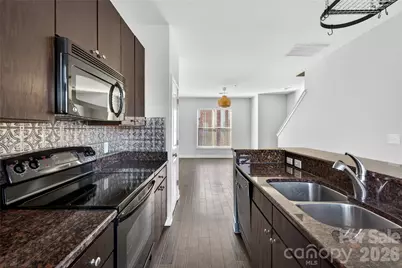 841 Seigle Point Drive, Charlotte, NC 28204 - Photo 14