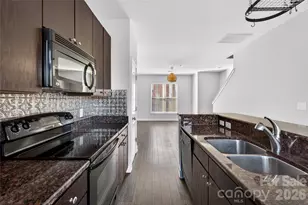 841 Seigle Point Dr, Charlotte, NC 28204 - Photo 14