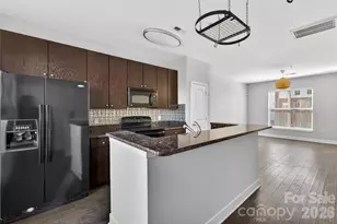 841 Seigle Point Dr, Charlotte, NC 28204 - Photo 10