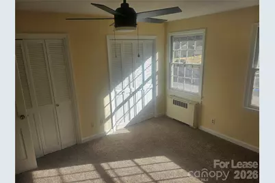 252 5th Avenue NE, Hickory, NC 28601 - Photo 4