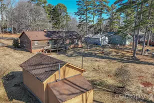 2209 Waverly Dr, Monroe, NC 28112 - Photo 6