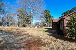 2209 Waverly Dr, Monroe, NC 28112 - Photo 4