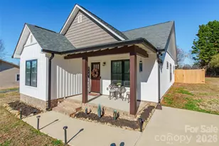 1325 E Cannon Ave, Albemarle, NC 28001 - Photo 1