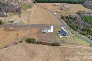 111 Monbo Meadows Ln, Statesville, NC 28677 - Photo 4