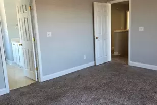 5840 Timbertop Ln, Charlotte, NC 28215 - Photo 14