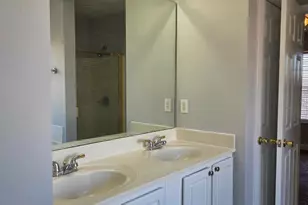 5840 Timbertop Ln, Charlotte, NC 28215 - Photo 16