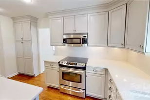 6810 Rosemary Ln, Charlotte, NC 28210 - Photo 12