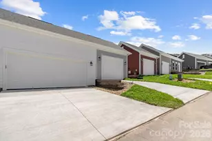 135 Cherry Spgs Ln, Asheville, NC 28804 - Photo 30