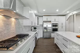 17101 Windy Oaks Ct, Cornelius, NC 28031 - Photo 6