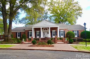 7027 Quail Hill Rd, Charlotte, NC 28210 - Photo 4