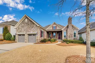 14920 High Bluff Ct, Charlotte, NC 28278 - Photo 2