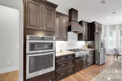 14920 High Bluff Court, Charlotte, NC 28278 - Photo 10