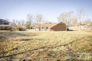 2220 Gaines Ave, Gastonia, NC 28054 - Photo 36