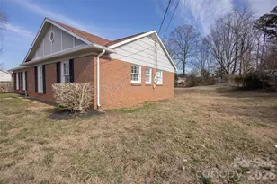 2220 Gaines Ave, Gastonia, NC 28054 - Photo 40
