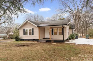 1413 Modena St, Gastonia, NC 28054 - Photo 2