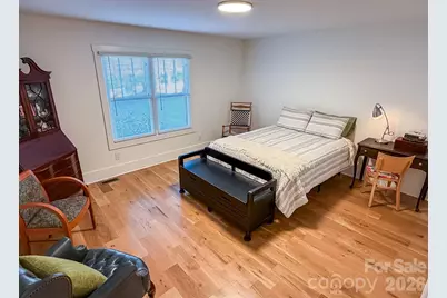 85 20th Avenue NW, Hickory, NC 28601 - Photo 20