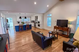 85 20th Ave NW, Hickory, NC 28601 - Photo 4