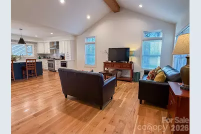 85 20th Avenue NW, Hickory, NC 28601 - Photo 6