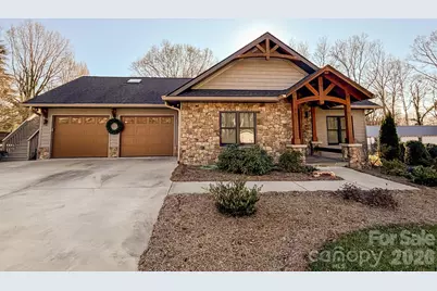 85 20th Avenue NW, Hickory, NC 28601 - Photo 1