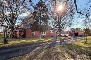 4363 Section House Rd, Hickory, NC 28601 - Photo 6