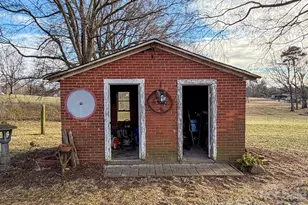 4363 Section House Rd, Hickory, NC 28601 - Photo 42