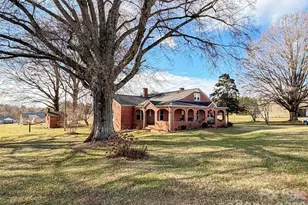 4363 Section House Rd, Hickory, NC 28601 - Photo 2