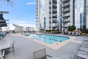 333 W Trade St, Charlotte, NC 28202 - Photo 18